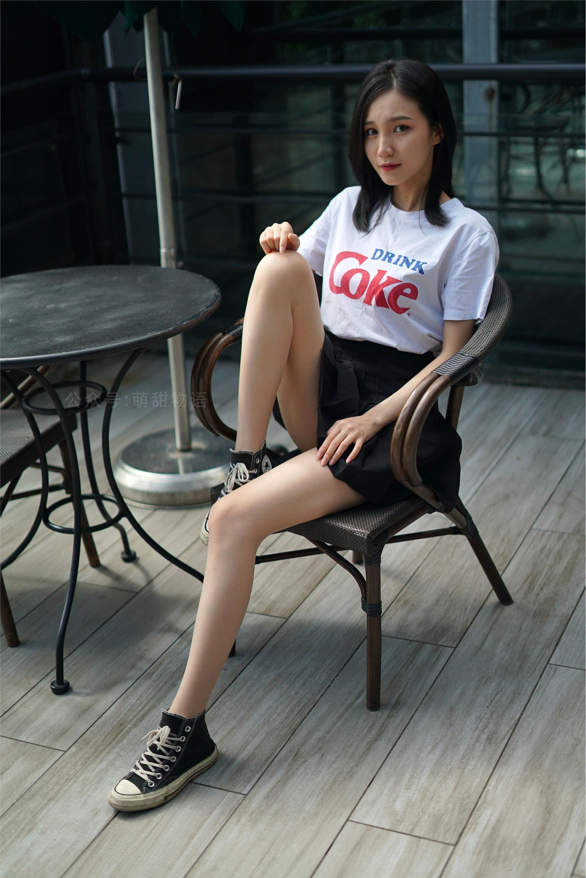 萌甜物语 XM107《清纯百褶裙-腿腿》